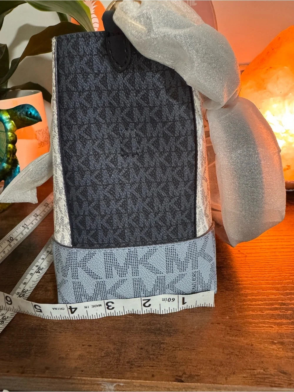 NWT Michael Kors Mercer Gallery Navy Multi Extra Small Bucket Crossbody Bag
